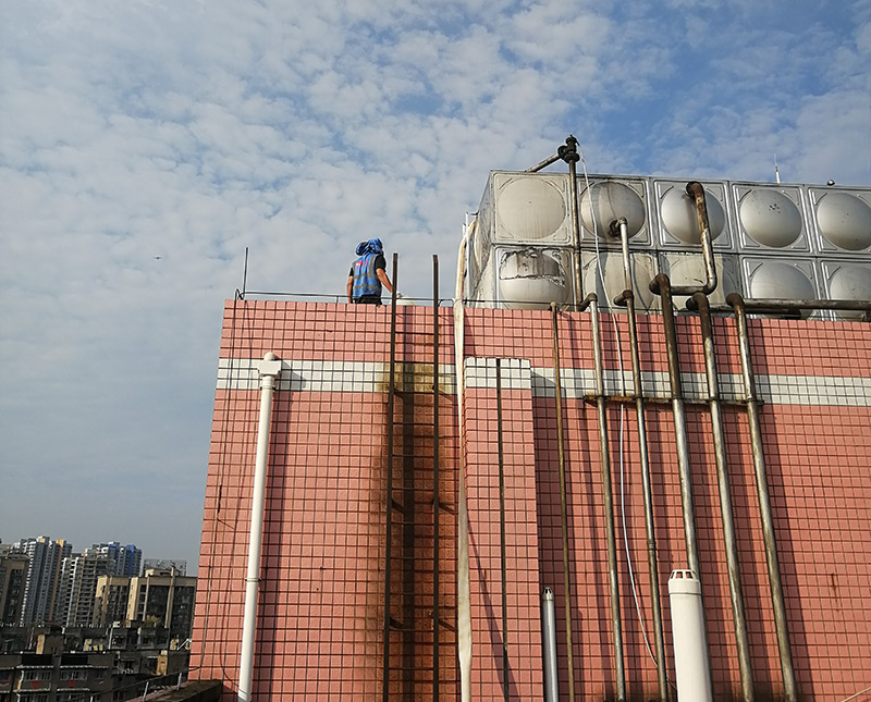 水箱清洗的准备工作建议和步骤