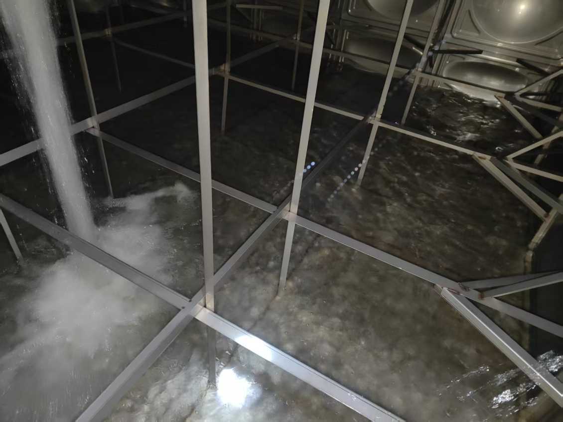二次供水水箱定期清洗的重要性解析